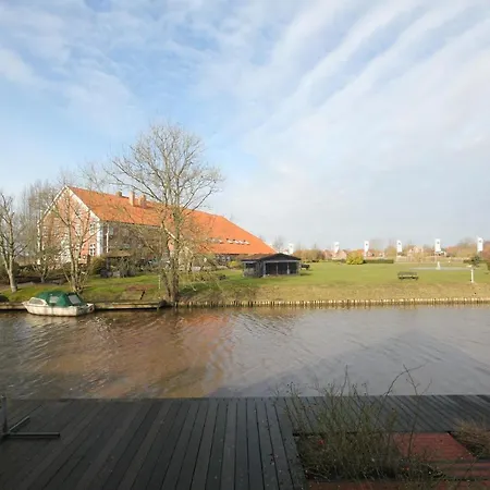 Oltmanns Huus An't Deep Og شقة